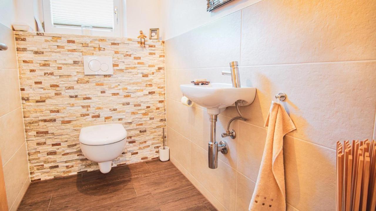 Alpen Loft Apartment Нойщифт им Щубайтал Екстериор снимка