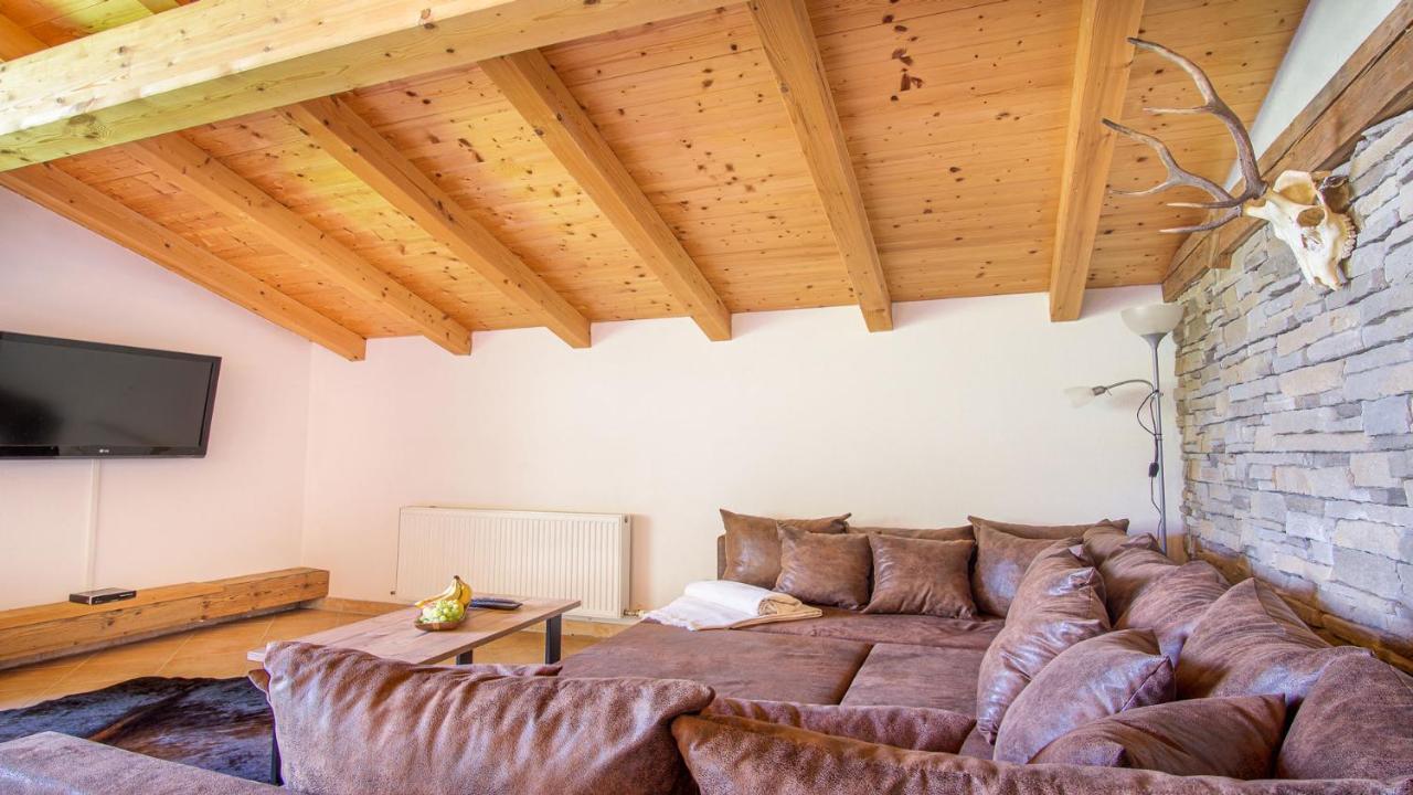 Alpen Loft Apartment Нойщифт им Щубайтал Екстериор снимка